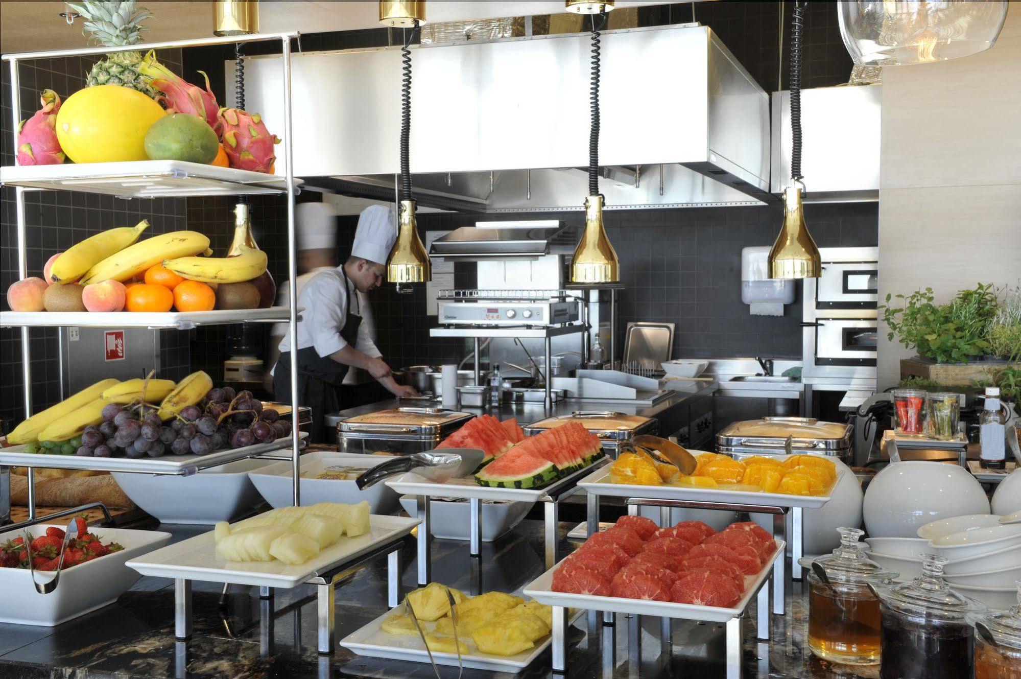 Hotel Courtyard By Marriott Eu Bruxelles